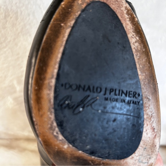 Donald J. Pliner Peep Toe Shoes Size 6.5 - Picture 8 of 9
